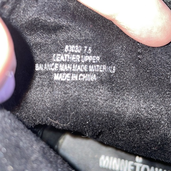 Black boot low bootie tassel zipper leather 7.5 low heel - Picture 8 of 11